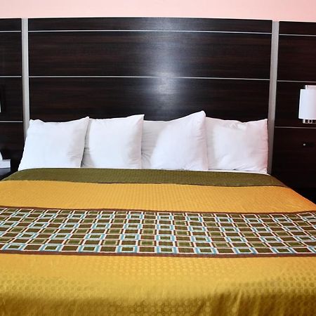 Regency Inn & Suites Faribault Dış mekan fotoğraf