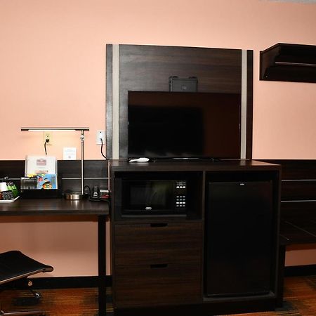 Regency Inn & Suites Faribault Dış mekan fotoğraf
