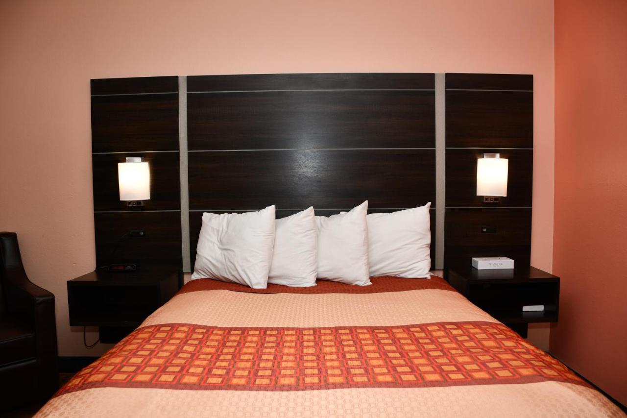 Regency Inn & Suites Faribault Dış mekan fotoğraf
